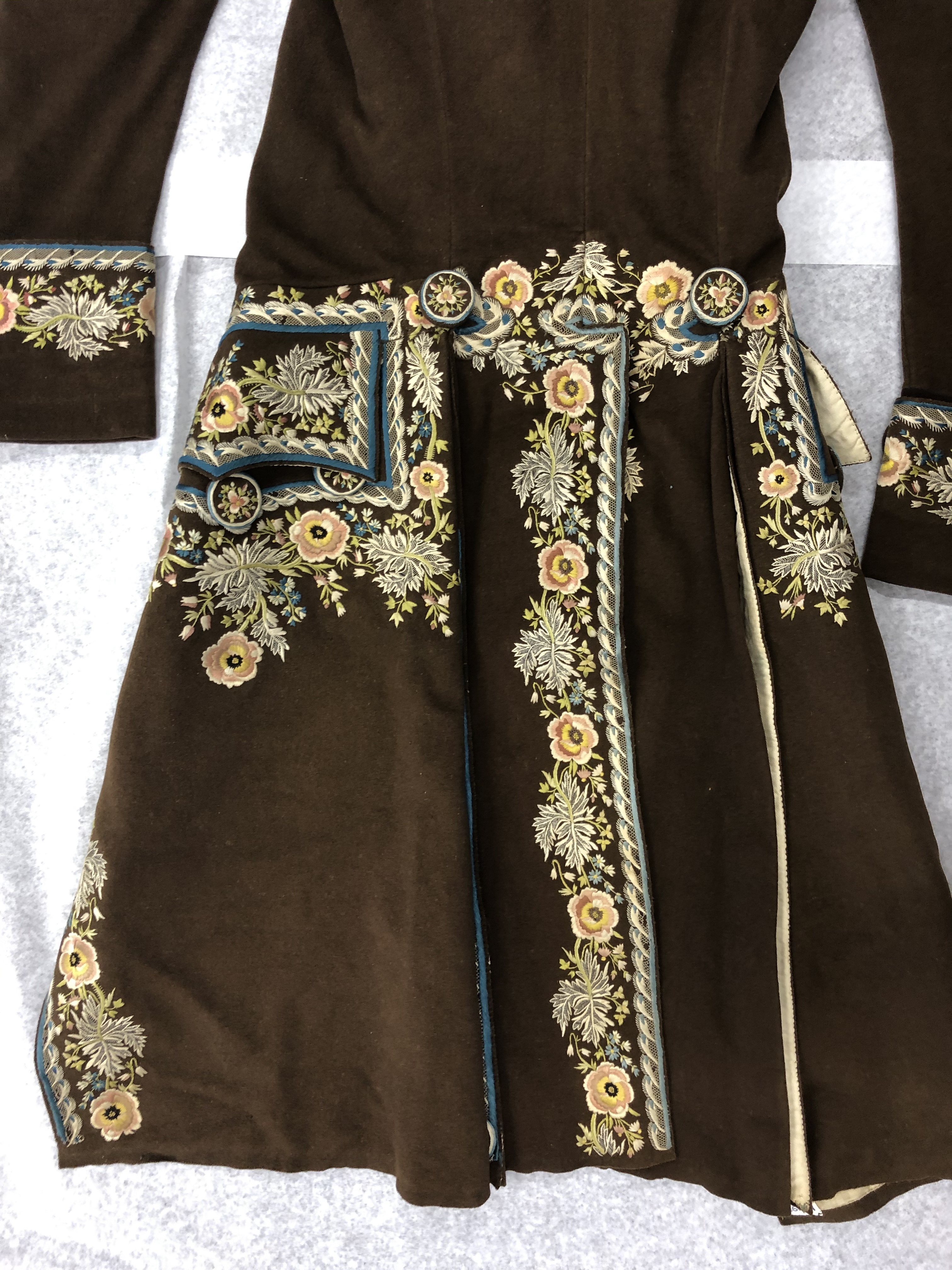 Veste d’homme XVIIIe (détail)