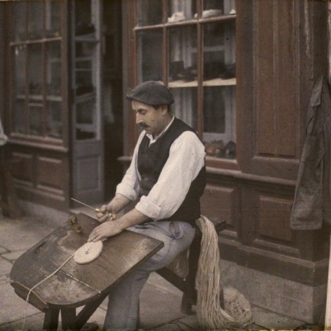 Auguste LÉON Ciboure, un sandalier. 