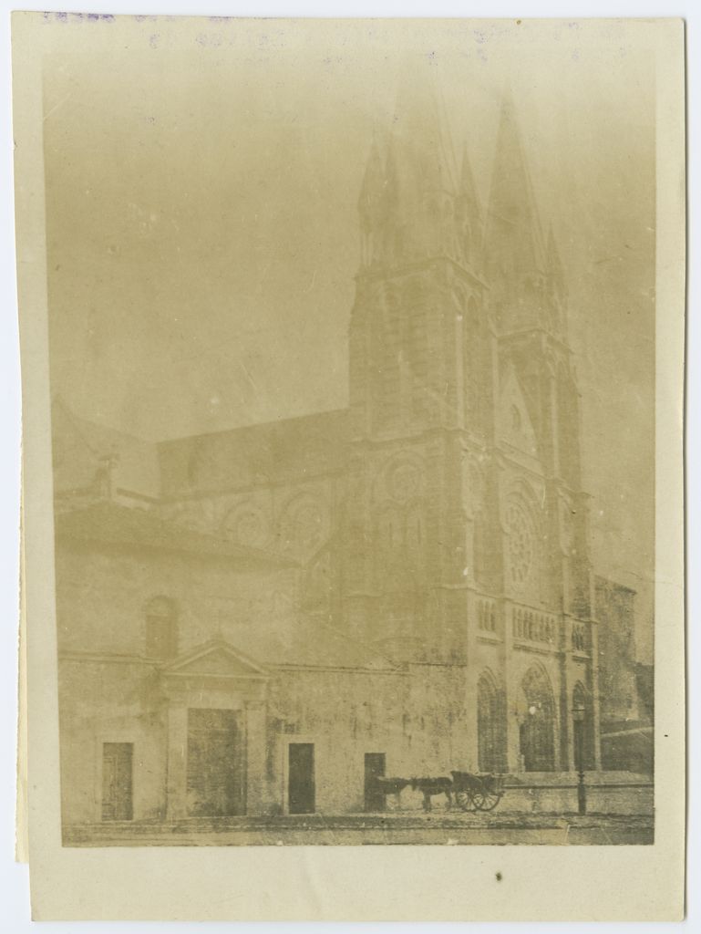 E.3633 Bayonne – Ancienne église des Capucins dite aussi de Saint-André PUCHULU, Louis Tirage photographique sur papier albuminé, contretrype, vers 1860