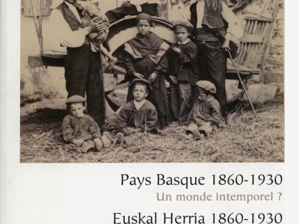 Jaques BATTESTI, Maider ETCHEPARE JAUREGUY, Pays Basque 1860-1930, Un monde intemporel?, Musée Basque et de l'histoire de Bayonne, Pimientos, 2008 